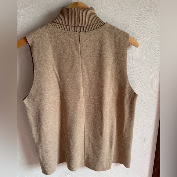Zara modern rib neck, sleeveless turtleneck tan, size Large - Picture 5 of 9